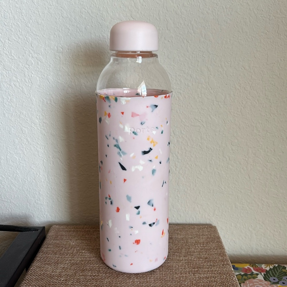 W&P Porter Glass Water Bottle